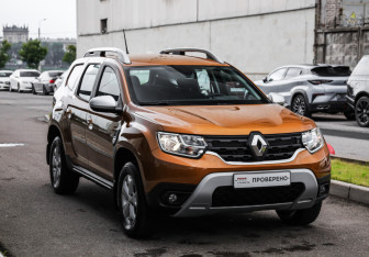 Подержанный автомобиль Renault Duster 2021 года (5 фото)
