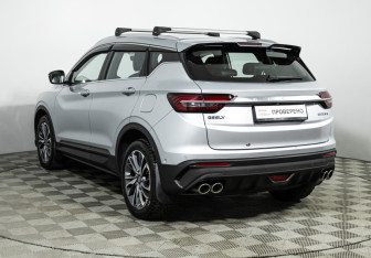 Подержанный автомобиль Geely Coolray 2021 года (7 фото)