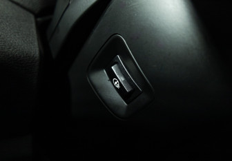 Подержанный автомобиль BMW X1 2017 года (20 фото)