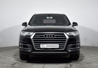 Подержанный автомобиль Audi Q7 2016 года (2 фото)