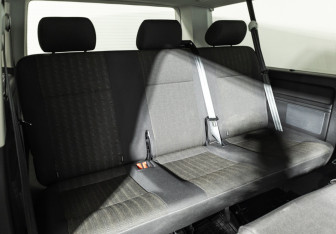 Подержанный автомобиль Volkswagen Caravelle 2019 года (17 фото)