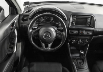 Подержанный автомобиль Mazda CX-5 2013 года (11 фото)