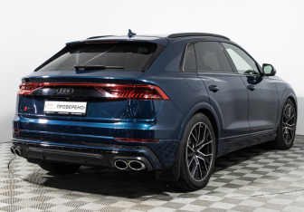 Подержанный автомобиль Audi SQ8 2021 года (5 фото)