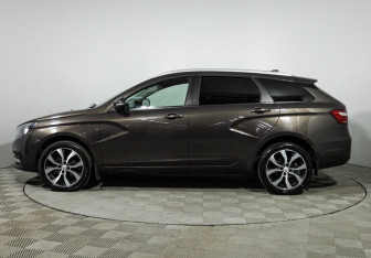 Подержанный автомобиль LADA (ВАЗ) Vesta Wagon 2019 года (8 фото)