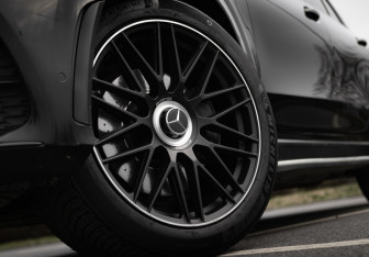 Подержанный автомобиль Mercedes-Benz GLE 2019 года (3 фото)