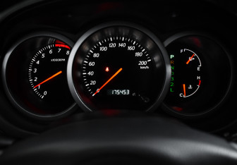 Подержанный автомобиль Suzuki Grand Vitara 2007 года (15 фото)