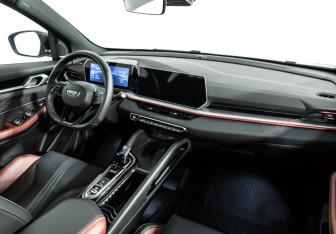 Подержанный автомобиль Geely Coolray 2023 года (9 фото)