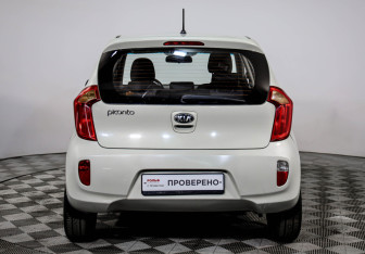 Подержанный автомобиль Kia Picanto 2013 года (6 фото)
