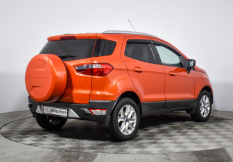 Подержанный автомобиль Ford EcoSport 2015 года (5 фото)