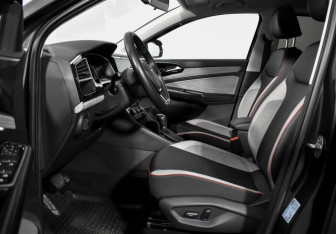 Подержанный автомобиль Jetta VS7 2022 года (11 фото)