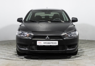 Подержанный автомобиль Mitsubishi Lancer Sedan 2008 года (2 фото)