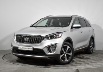 Подержанный автомобиль Kia Sorento 2017 года (1 фото)