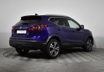 Подержанный автомобиль Nissan Qashqai 2020 года (5 фото)