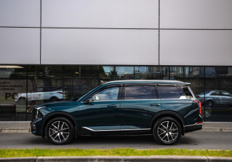Подержанный автомобиль GAC GS8 2024 года (9 фото)