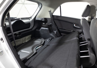 Подержанный автомобиль Kia Picanto 2013 года (14 фото)