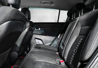 Подержанный автомобиль Kia Sportage 2011 года (12 фото)