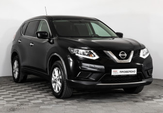 Подержанный автомобиль Nissan X-Trail 2015 года (3 фото)