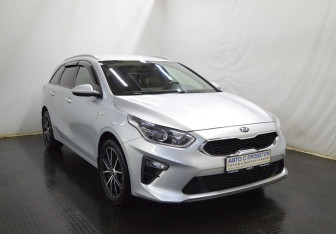 Подержанный автомобиль Kia Ceed Wagon 2021 года (3 фото)