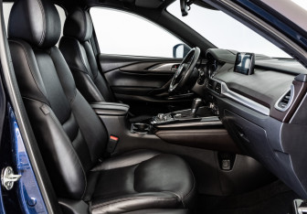 Подержанный автомобиль Mazda CX-9 2017 года (22 фото)