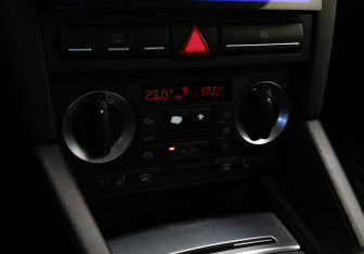 Подержанный автомобиль Audi A3 Hatchback 2008 года (16 фото)