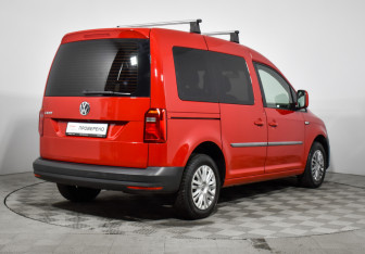 Подержанный автомобиль Volkswagen Caddy Compactvan 2019 года (5 фото)