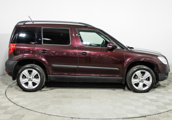 Подержанный автомобиль Skoda Yeti 2010 года (4 фото)