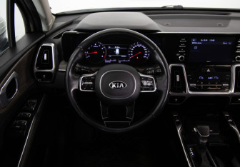 Подержанный автомобиль Kia Sorento 2020 года (11 фото)