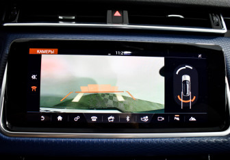 Подержанный автомобиль Land Rover Range Rover Velar 2018 года (20 фото)