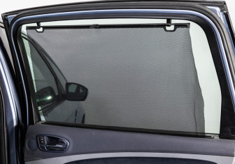 Подержанный автомобиль Ford S-MAX 2007 года (17 фото)