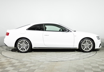 Подержанный автомобиль Audi A5 Coupe 2016 года (4 фото)
