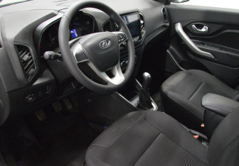 Подержанный автомобиль LADA (ВАЗ) XRAY 2020 года (10 фото)