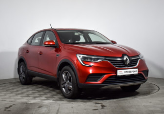 Подержанный автомобиль Renault Arkana 2021 года (3 фото)