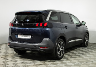 Подержанный автомобиль Peugeot 5008 Suv 2018 года (5 фото)