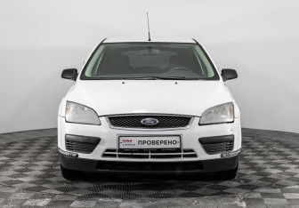 Подержанный автомобиль Ford Focus Wagon 2007 года (2 фото)