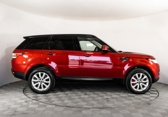 Подержанный автомобиль Land Rover Range Rover Sport 2013 года (5 фото)