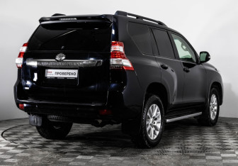 Подержанный автомобиль Toyota Land Cruiser Prado 2016 года (6 фото)