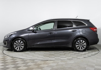 Подержанный автомобиль Kia Ceed Wagon 2015 года (8 фото)