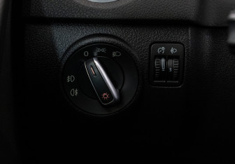 Подержанный автомобиль Volkswagen Tiguan 2013 года (17 фото)