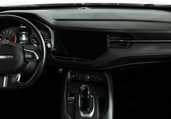 Подержанный автомобиль Haval F7 2022 года (14 фото)