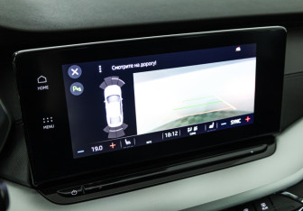 Подержанный автомобиль Skoda Octavia Liftback 2022 года (17 фото)