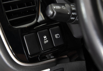 Подержанный автомобиль Mitsubishi Outlander 2017 года (20 фото)