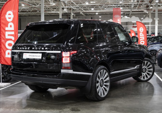 Подержанный автомобиль Land Rover Range Rover 2014 года (7 фото)
