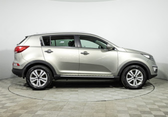 Подержанный автомобиль Kia Sportage 2014 года (4 фото)