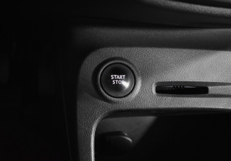 Подержанный автомобиль Renault Kaptur 2016 года (17 фото)