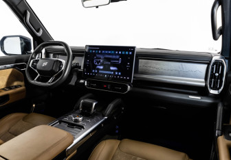 Подержанный автомобиль Jetour T2 2024 года (12 фото)