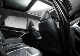 Новый Geely Atlas 2026 (17 фото)