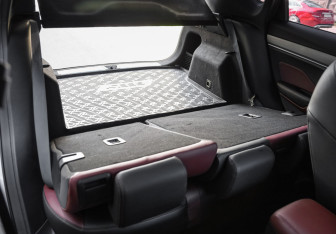Подержанный автомобиль Geely Coolray 2020 года (31 фото)