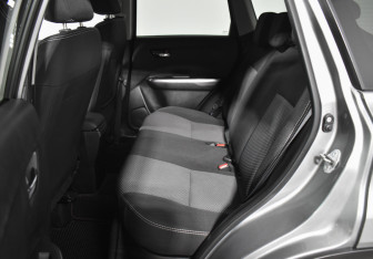 Подержанный автомобиль Suzuki Vitara 2020 года (11 фото)