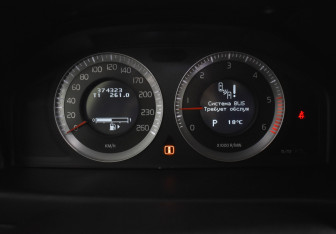 Подержанный автомобиль Volvo XC70 2008 года (21 фото)