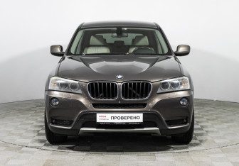 Подержанный автомобиль BMW X3 2010 года (2 фото)